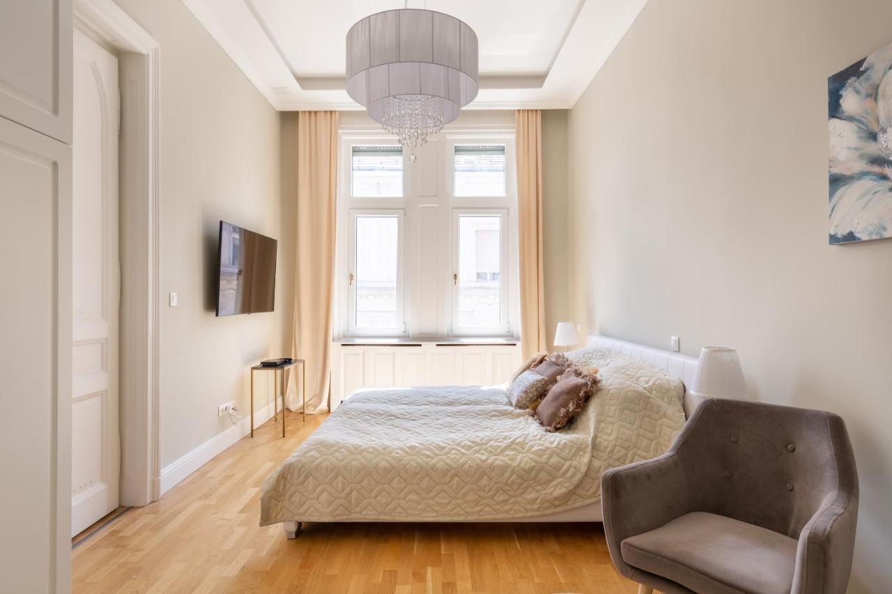 Designer Luxury Home In The Jewish Quarter Βουδαπέστη Εξωτερικό φωτογραφία